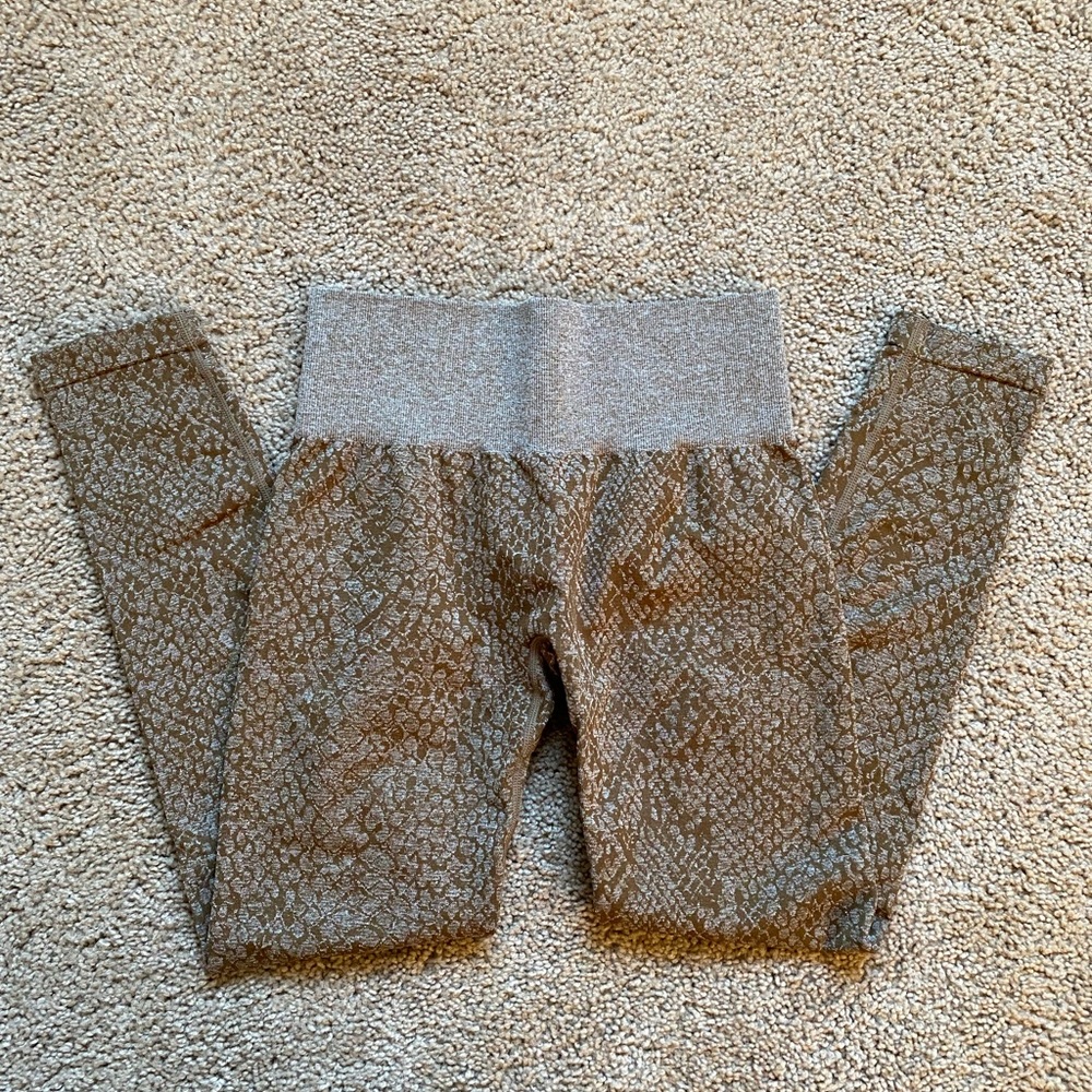 NVGTN Mocha Snakeskin Seamless Leggings